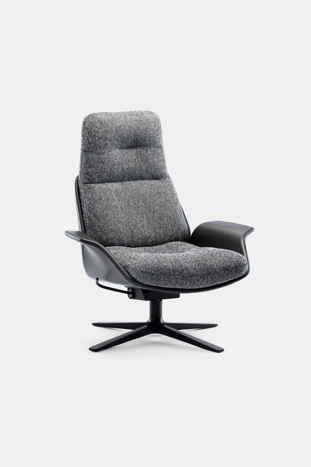 rei armchair - Image 7