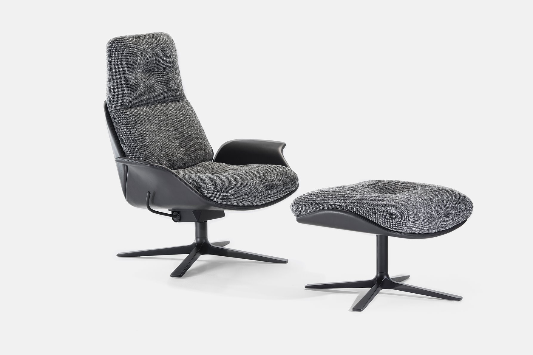 rei armchair - Image 8